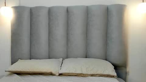 miacleark online show from January 7, 12:35 am