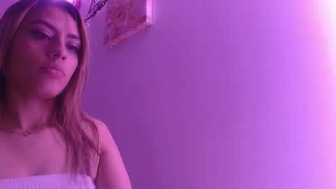 Snapshot of miacollings1 chatting on November 30, 10:47 pm Miia online show from November 30, 10:47 pm