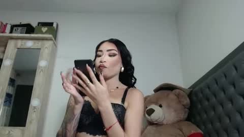 miacoluchi69 online show from September 13, 8:36 am