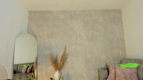 miacooper online show from January 21, 12:29 pm