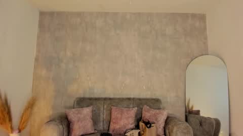 miacooper online show from February 21, 12:28 pm