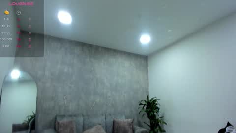 miacooper online show from November 27, 12:07 pm