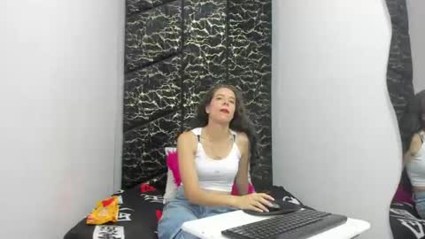MiaCours online show from June 24, 1:54 pm