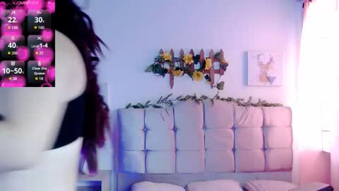 Snapshot of miad_amour chatting on September 10, 3:12 pm MiaDamour online show from September 10, 3:12 pm