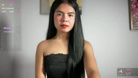 a girl name mia online show from March 26, 11:43 pm