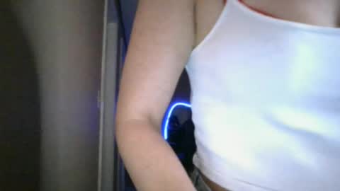 miaellababy online show from July 2, 3:23 am