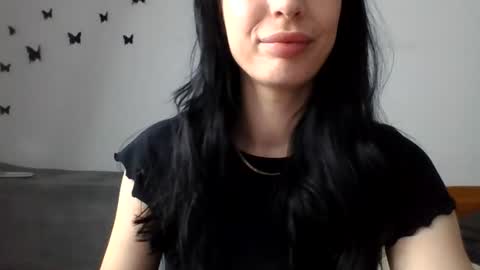 Snapshot of miaflame78 chatting on June 12, 10:08 pm Mia online show from June 12, 10:08 pm