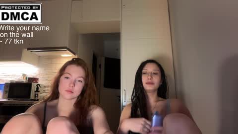 Snapshot of miafleur chatting on April 6, 11:16 pm Mia online show from April 6, 11:16 pm