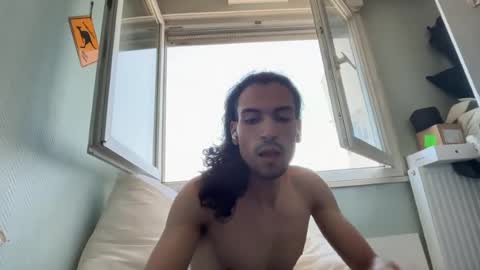 miaflorian online show from July 9, 12:53 pm