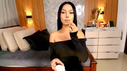 Snapshot of miafuckingwill chatting on April 24, 10:28 am miafuckingwill online show from April 24, 10:28 am