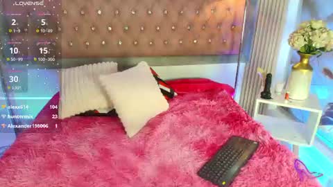 Mia  online show from June 29, 8:31 am