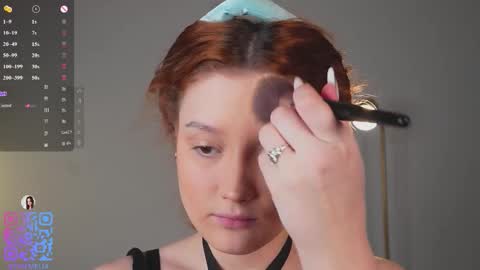 Mia online show from January 11, 1:38 pm