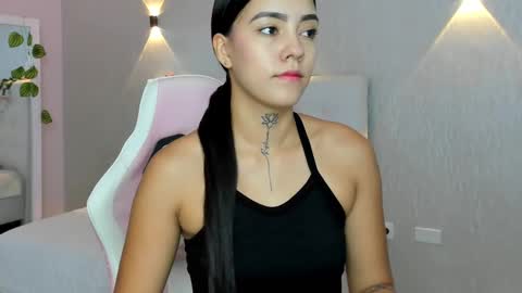 Mia Gomez online show from March 4, 12:33 pm