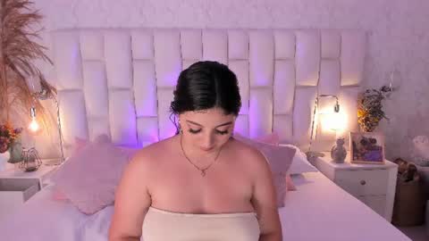 mia greys  online show from June 23, 8:29 pm