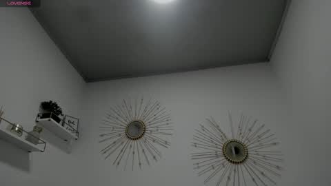 Miah Collins online show from October 22, 11:21 am