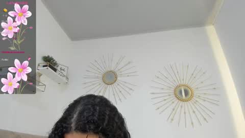 Miah Collins online show from January 6, 8:07 am