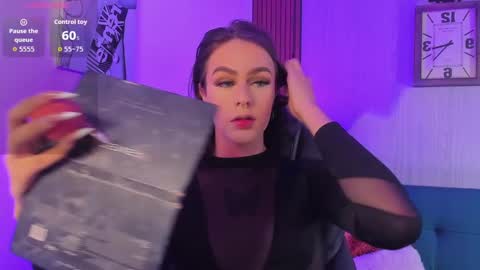 Mia Connor online show from September 24, 8:23 pm