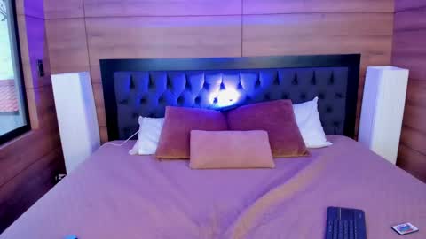 Mia Connor online show from March 19, 8:13 pm