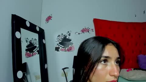 Miah  online show from December 9, 10:41 pm