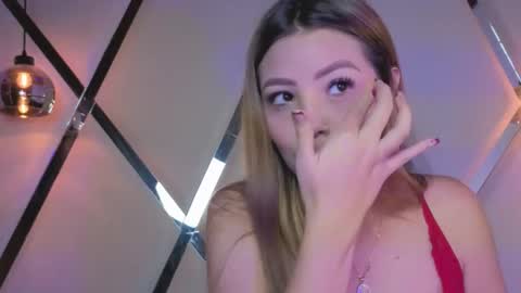 Snapshot of miah_stewart chatting on February 20, 4:09 am miah_stewart online show from February 20, 4:09 am