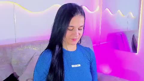 Snapshot of miahansson chatting on June 15, 1:13 pm MIA online show from June 15, 1:13 pm