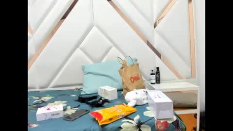 Mia Harper online show from February 18, 3:24 am