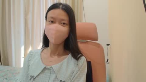 Snapshot of miahchan68 chatting on January 9, 3:31 am miahchan68 online show from January 9, 3:31 am