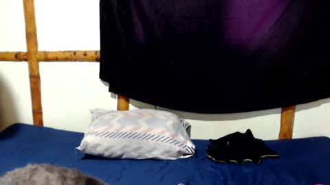 Mia  Sam online show from October 27, 4:55 pm