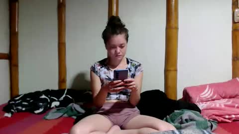 Snapshot of miahells chatting on April 11, 7:18 pm Mia Sam online show from April 11, 7:18 pm