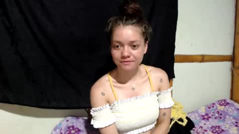 Mia  Sam online show from July 28, 3:32 pm