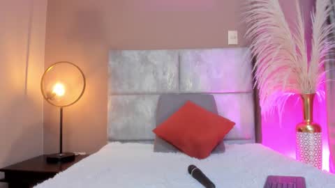 miahertz online show from November 26, 1:06 am