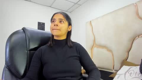 miahsex69 online show from October 19, 2:45 am