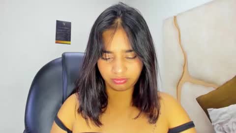 miahsex69 online show from November 14, 4:22 am