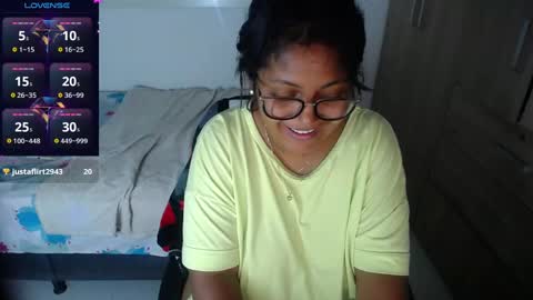 miajoseph_ online show from February 27, 5:24 am