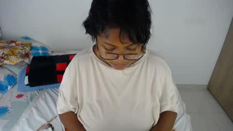 miajoseph_ online show from October 3, 4:31 am