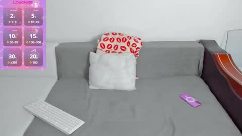 Mia Kittyy online show from September 23, 12:46 am