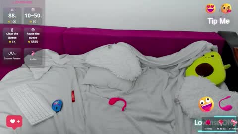 Snapshot of miakittyy chatting on March 11, 12:38 am Mia Kittyy online show from March 11, 12:38 am