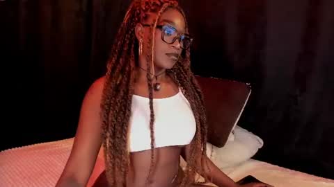 Mia online show from July 3, 12:28 am