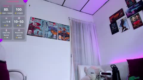 Snapshot of miakush_ chatting on January 11, 6:33 pm Mia online show from January 11, 6:33 pm