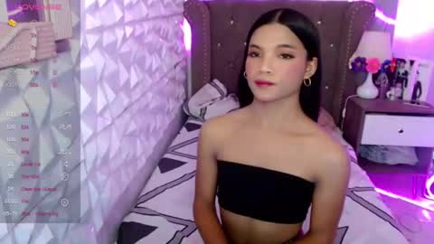 Snapshot of miamalkovax chatting on June 5, 2:12 pm miamalkovax online show from June 5, 2:12 pm