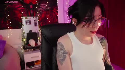 Lili online show from March 29, 3:06 am