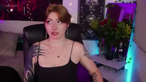Lili online show from July 23, 2:09 am
