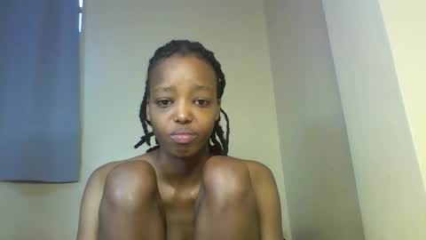 Snapshot of miami_muffin chatting on November 30, 1:26 pm Muffin online show from November 30, 1:26 pm