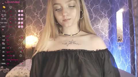 Mia online show from January 13, 2:00 pm