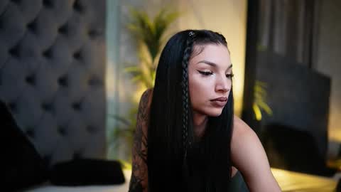 Snapshot of miamicoffee chatting on September 10, 12:43 am Miami online show from September 10, 12:43 am