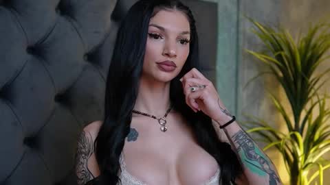 Snapshot of miamicoffee chatting on September 15, 5:13 pm Miami online show from September 15, 5:13 pm