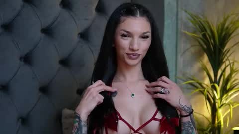 Snapshot of miamicoffee chatting on September 16, 5:58 pm Miami online show from September 16, 5:58 pm