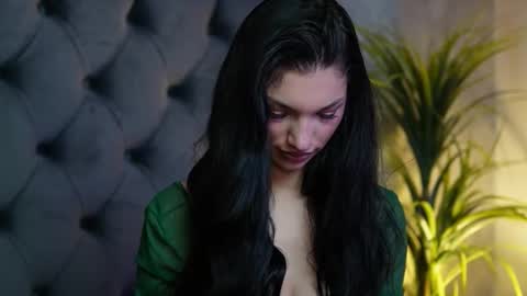 Snapshot of miamicoffee chatting on September 28, 1:22 am Miami online show from September 28, 1:22 am