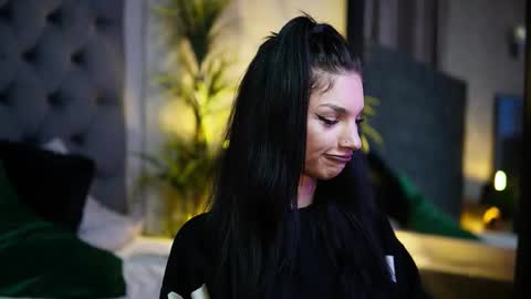 Snapshot of miamicoffee chatting on October 3, 7:22 pm Miami online show from October 3, 7:22 pm