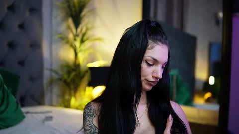 Snapshot of miamicoffee chatting on October 4, 3:54 pm Miami online show from October 4, 3:54 pm